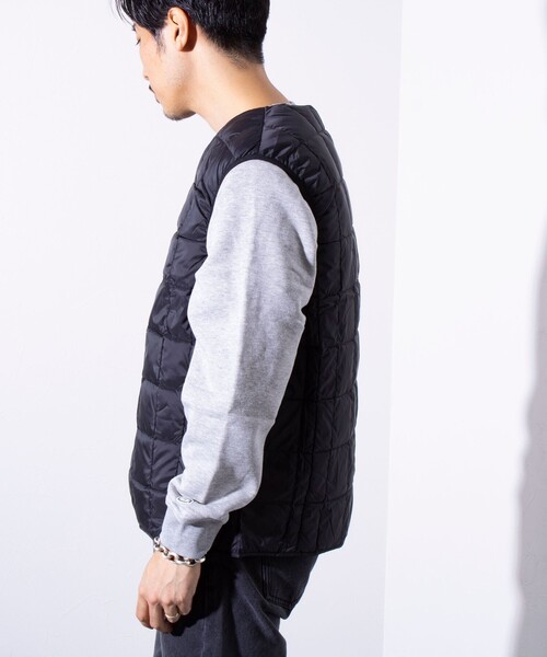 TAION(タイオン)の「【TAION/タイオン】ベーシック Vネックボタン インナーダウンベスト UNISEX/ユニセックス(ダウンベスト・メンズ・ブラック/チャコールグレー・M/L/XL/XXL/XXXL(150))」の10枚目の写真
