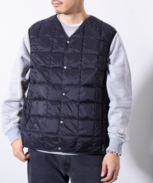 TAION(タイオン)の「【TAION/タイオン】ベーシック Vネックボタン インナーダウンベスト UNISEX/ユニセックス(ダウンベスト・メンズ・ブラック/チャコールグレー・M/L/XL/XXL/XXXL(150))」の6枚目の写真