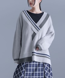 アシメ衿デザインニット