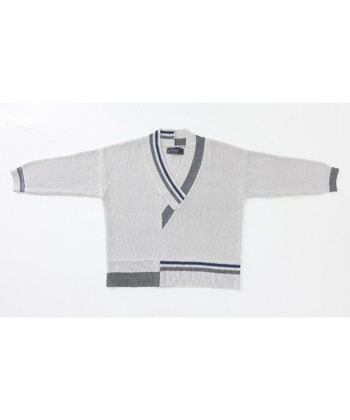 kOhAKU（コハク）の「『アシメ衿デザインニット』（ニット/セーター・レディース・ライトグレー/ブラック・FREE）」の12枚目の写真