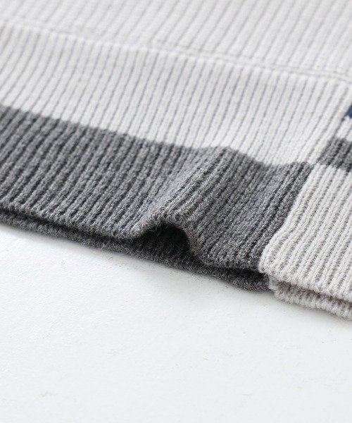 kOhAKU（コハク）の「『アシメ衿デザインニット』（ニット/セーター・レディース・ライトグレー/ブラック・FREE）」の7枚目の写真