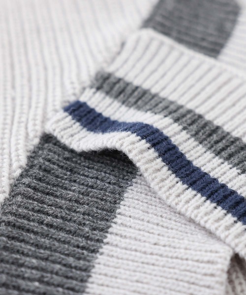 kOhAKU（コハク）の「『アシメ衿デザインニット』（ニット/セーター・レディース・ライトグレー/ブラック・FREE）」の3枚目の写真