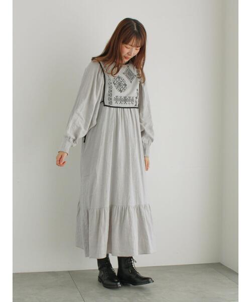 【セール】メッシュ刺繍ベスト付ワンピース（ワンピース）｜TSUHARU by Samansa Mos2（ツハルバイサマンサモスモス）