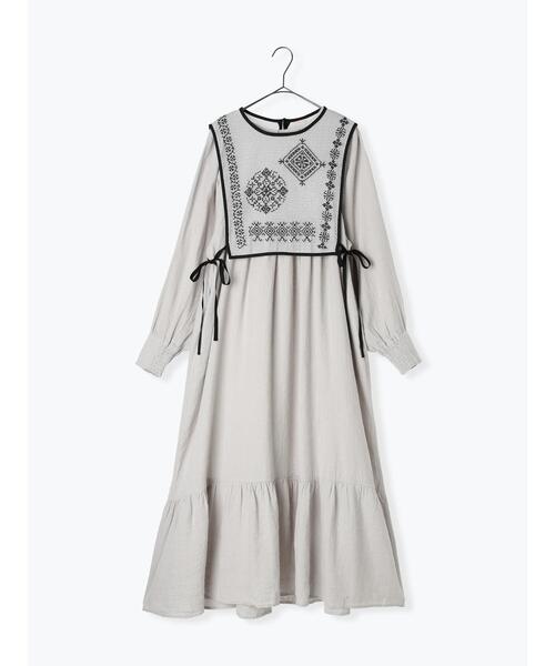 【セール】メッシュ刺繍ベスト付ワンピース（ワンピース）｜TSUHARU by Samansa Mos2（ツハルバイサマンサモスモス）