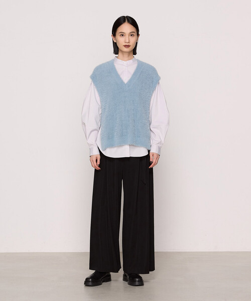 Gabardine K.T（ギャバジンケーティー）の「マイクロナイロン フェザーヤーン2wayニットベスト（ニット/セーター・レディース・ブラック/サックスブルー・9号）」の22枚目の写真
