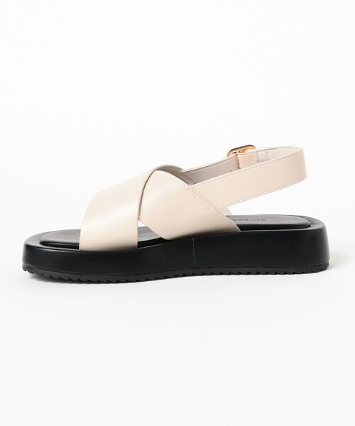 Ray BEAMS（レイビームス）の「クロス ベルト サンダル（サンダル・レディース・ライトブルー/ブラック/オフホワイト・36/38/37）」の10枚目の写真