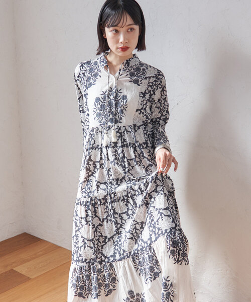 Remind me and forever（リマインドミーアンドフォーエバー）の「【India series】【WEB限定】インドコットン総花柄ワンピース（ワンピース・レディース・ブルー/ブラック/モカ・MEDIUM）」の7枚目の写真
