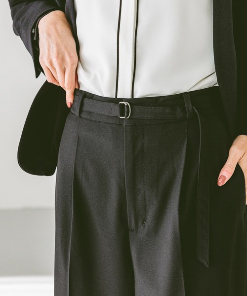 GLOBAL WORK（グローバルワーク）の「ウツクシルエットプレミアムワイドパンツ/252422（その他パンツ・レディース・ベージュ/ライトグレー/グレイッシュベージュ/ブラック/ネイビー系9・LARGE/MEDIUM/SMALL/X-SMALL/XX-LARGE/X-LARGE）」の12枚目の写真