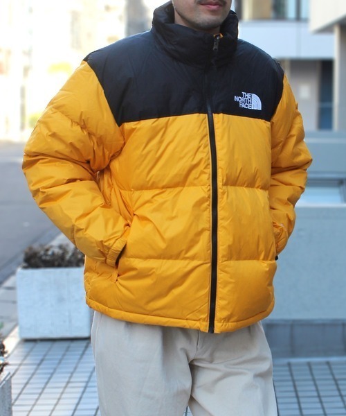 THE NORTH FACE(ザノースフェイス)の「【THE NORTH FACE】ノースフェイス ダウンジャケット ヌプシジャケット 1996 Retro Nuptse Jacket NF0A3C8D(ダウンジャケット/コート・メンズ・ブラック系その他/イエロー系その他/ブラック/ダークグリーン/ベージュ・XL/S/M/L)」の5枚目の写真
