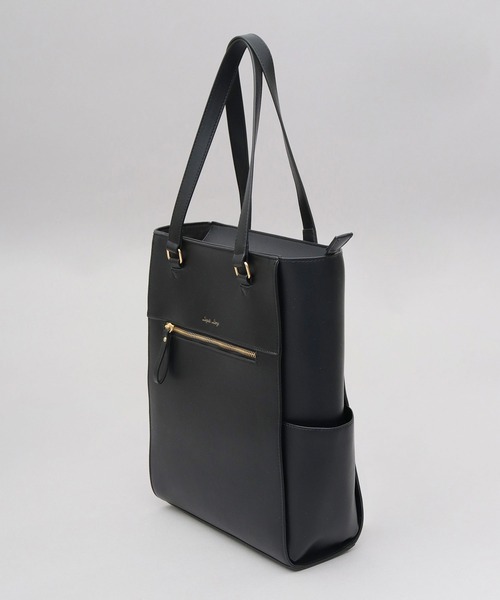 Legato Largo（レガートラルゴ）の「レザー調 ビジネス トートバッグ A4・PC収納対応 ブライトバッグシリーズ（ビジネスバッグ・レディース・ライトグレー/ブラウン/ブラック・FREE）」の5枚目の写真