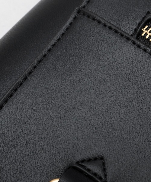 Legato Largo（レガートラルゴ）の「レザー調 ビジネス トートバッグ A4・PC収納対応 ブライトバッグシリーズ（ビジネスバッグ・レディース・ライトグレー/ブラウン/ブラック・FREE）」の16枚目の写真