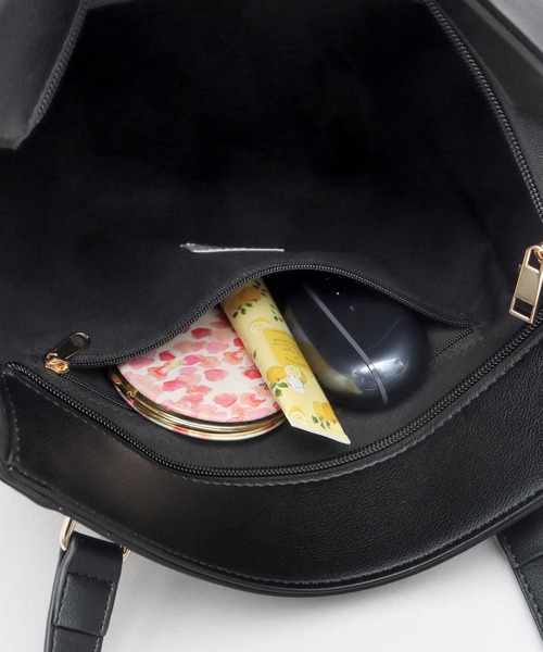 Legato Largo（レガートラルゴ）の「レザー調 ビジネス トートバッグ A4・PC収納対応 ブライトバッグシリーズ（ビジネスバッグ・レディース・ライトグレー/ブラウン/ブラック・FREE）」の21枚目の写真