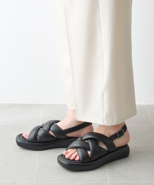 coca(ANDEX shoes product)(コカ)の「かかとベルト ボリューム パテッド クロスサンダル(サンダル・レディース・ブラック・SMALL/MEDIUM/LARGE)」の10枚目の写真