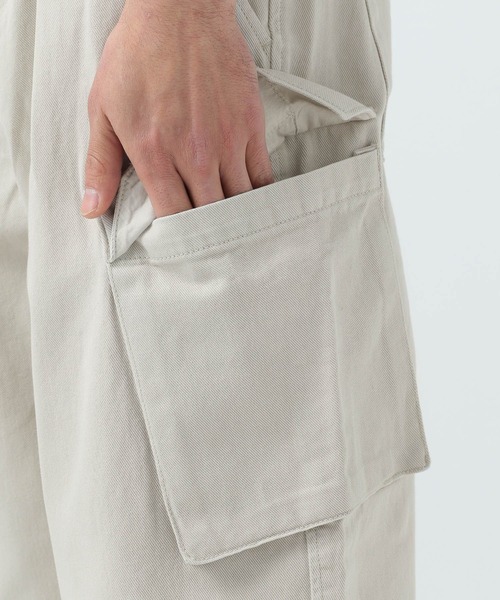 BAYFLOW（ベイフロー）の「6ポケットワイドカーゴパンツ（カーゴパンツ・メンズ・ブラック/オフホワイト・LARGE/MEDIUM）」の15枚目の写真