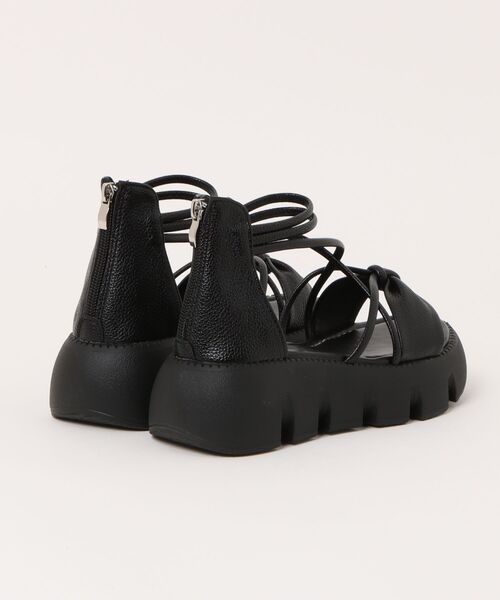 Shoes in Closet(シューズインクローゼット)の「軽量厚底 やわらか コードストラップ バックファスナー リボン サンダル 993(サンダル・レディース・ブラック/アイボリー・S/M/L/LL/3L)」の21枚目の写真