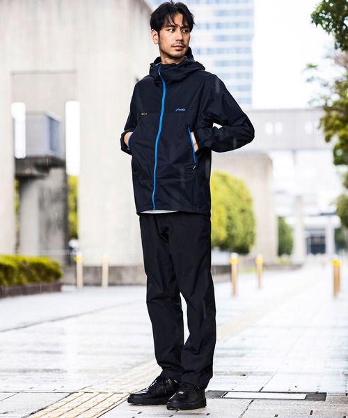 phenix outdoor(フェニックスアウトドア)の「phenix OUTDOOR(フェニックスアウトドア) メンズ 4WAYストレッチ マウンテンパーカー (耐水性 / 撥水加工)(マウンテンパーカー・メンズ・ダークグリーン/ブラック・L/M/S/XL)」の18枚目の写真