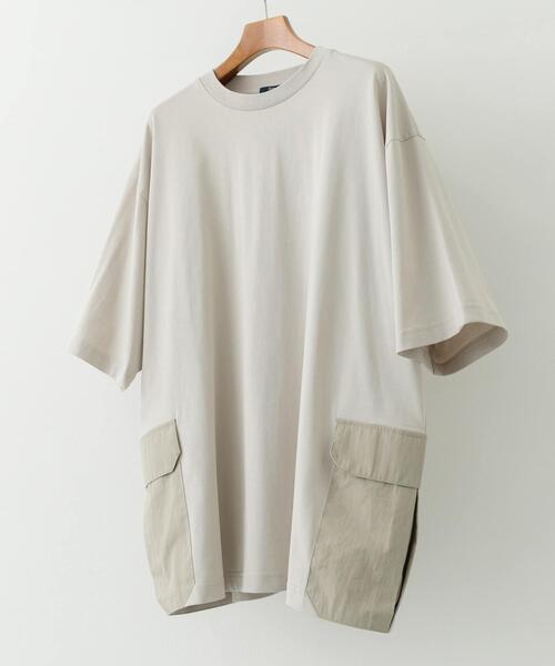 ITEMS URBANRESEARCH（アイテムズ アーバンリサーチ）の「サイドポケットキリカエクルーネックTシャツ（Tシャツ/カットソー・メンズ・ブラック/グレー系その他/カーキ/チャコールグレー/ホワイト・MEDIUM/LARGE/X-LARGE）」の4枚目の写真
