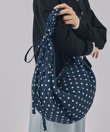 Unblend（アンブレンド）の「【Unblend】2WAY ドット柄 ハーフムーン ギャザー ハンドルバッグ / ショルダーバッグ（ショルダーバッグ）」
