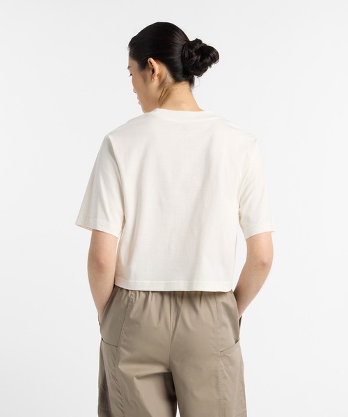 NEW BALANCE(ニューバランス)の「ヘリテージリラックスドショートスリーブTシャツ(Tシャツ/カットソー・レディース・ライトブルー/オフホワイト・SMALL/MEDIUM/LARGE)」の4枚目の写真