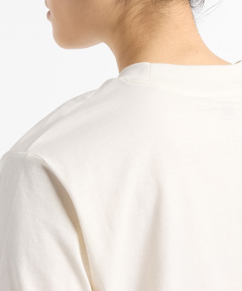 NEW BALANCE(ニューバランス)の「ヘリテージリラックスドショートスリーブTシャツ(Tシャツ/カットソー・レディース・ライトブルー/オフホワイト・SMALL/MEDIUM/LARGE)」の10枚目の写真