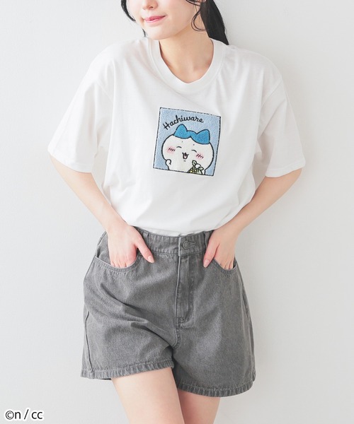Honeys(ハニーズ)の「ちいかわ/Tシャツ(Tシャツ/カットソー・レディース・ピンク系その他/パープル系その他/ベージュ系その他/ホワイト系その他・L/LL/S/M)」の2枚目の写真