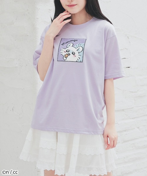 Honeys(ハニーズ)の「ちいかわ/Tシャツ(Tシャツ/カットソー・レディース・ピンク系その他/パープル系その他/ベージュ系その他/ホワイト系その他・L/LL/S/M)」の3枚目の写真
