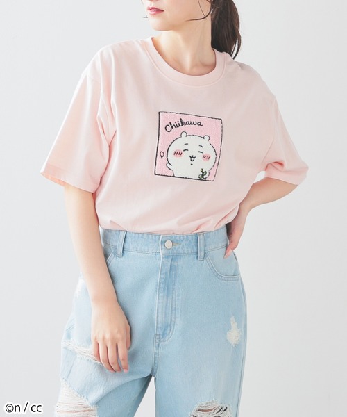 Honeys(ハニーズ)の「ちいかわ/Tシャツ(Tシャツ/カットソー・レディース・ピンク系その他/パープル系その他/ベージュ系その他/ホワイト系その他・L/LL/S/M)」の4枚目の写真