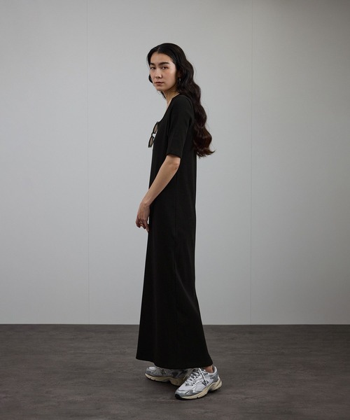 SALON adam et rope'（サロン アダム エ ロペ）の「［UVケア・洗える］プリマベールファームリーリブワンピース（ワンピース・レディース・ブラック/レッド系その他/ブラウン系その他2・FREE）」の8枚目の写真