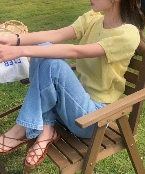 Mejoul（メジュール）の「パステルカラー パフスリーブ パール付き サマーニット（ニット/セーター・レディース・イエロー/ホワイト/ピンク/グリーン/ブラック/ブルー・F）」の10枚目の写真