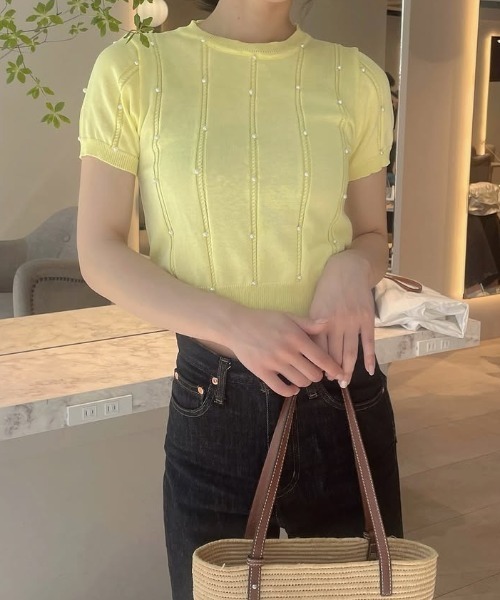 Mejoul（メジュール）の「パステルカラー パフスリーブ パール付き サマーニット（ニット/セーター・レディース・イエロー/ホワイト/ピンク/グリーン/ブラック/ブルー・F）」の22枚目の写真