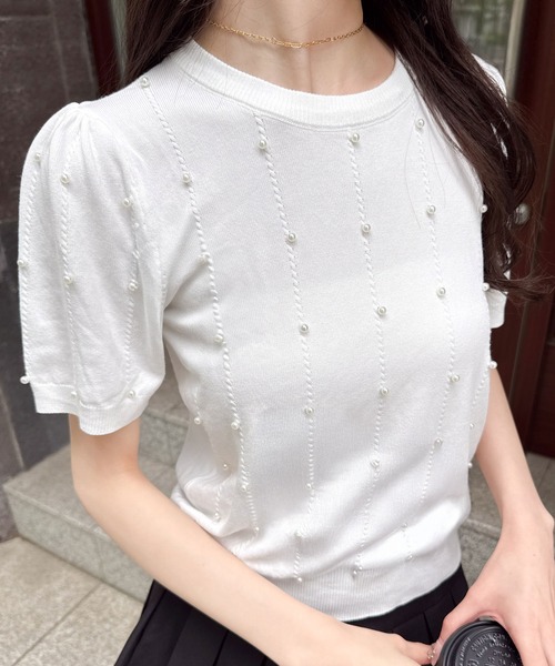 Mejoul（メジュール）の「パステルカラー パフスリーブ パール付き サマーニット（ニット/セーター・レディース・イエロー/ホワイト/ピンク/グリーン/ブラック/ブルー・F）」の21枚目の写真