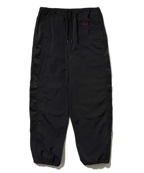 FIRST DOWN(ファーストダウン)の「FIRST DOWN TASLAN NYLON TRACK PANTS(ファーストダウン タスランナイロン トラックパンツ)(その他パンツ・メンズ・ブラック/ネイビー・MEDIUM/LARGE)」の1枚目の写真