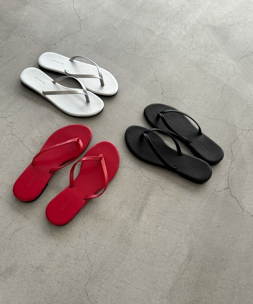 CANAL JEAN(キャナルジーン)の「El mar トングペタサンダル(サンダル・レディース・ブラック/レッド/シルバー・23.5/24/24.5)」の11枚目の写真