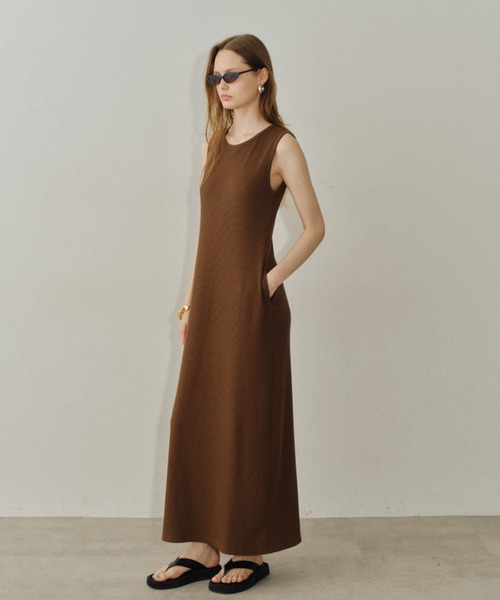 2way U-neck sleeve dress / 2wayUネックスリーブレスドレス