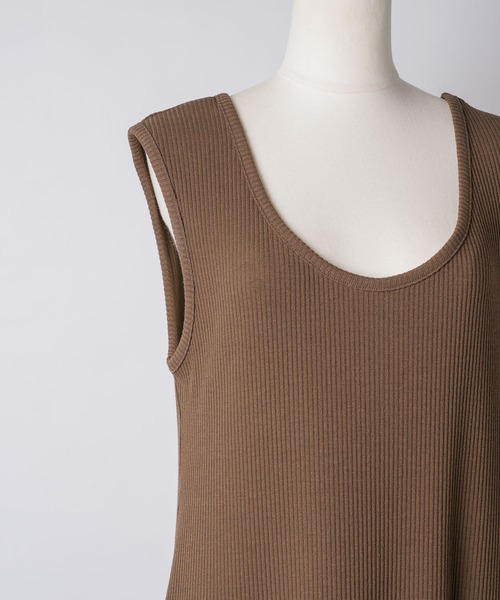 yae（ヤエ）の「2way U-neck sleeve dress / 2wayUネックスリーブレスドレス（ワンピース・レディース・ブラック/ブラウン/レッド・36/38）」の10枚目の写真