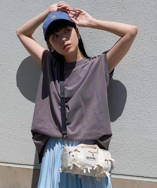 FREAK'S STORE（フリークスストア）の「フレンチスリーブチュニック（Tシャツ/カットソー・レディース・ブラック/ブルーグリーン/オフホワイト/グレー/ブルー・ﾌﾘ-）」の4枚目の写真