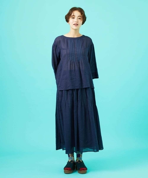 Jocomomola(ホコモモラ)の「Temblar ピンタックゴムギャザースカート(スカート・レディース・ネイビー/レッド・40)」の17枚目の写真