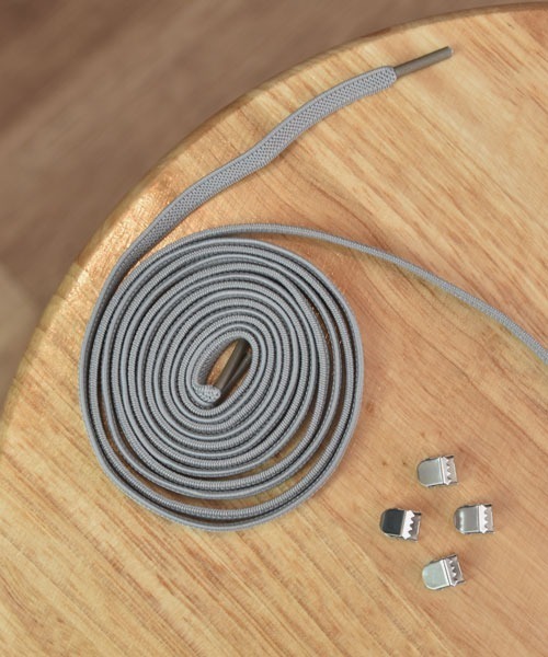 VIBGYOR Women（ヴィブジョー　ウィメン）の「【float】《推し活/推しカラー/メンカラ》ベーシック 定番 シンプル 平型 靴紐【21色展開】（シューズアクセサリー・レディース・ブラック系/シルバー系/ライトブルー/ホワイト/パープル/ブラック/グレー/ブラウン/レッド/ネイビー/ベージュ/ライトピンク/レインボー/ライトブラウン/ライム/アイボリー/ブルー/グリーン/ピンク/オレンジ/イエロー・FREE）」の5枚目の写真