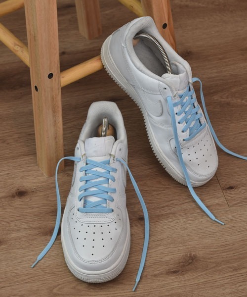 VIBGYOR Women（ヴィブジョー　ウィメン）の「【float】《推し活/推しカラー/メンカラ》ベーシック 定番 シンプル 平型 靴紐【21色展開】（シューズアクセサリー・レディース・ブラック系/シルバー系/ライトブルー/ホワイト/パープル/ブラック/グレー/ブラウン/レッド/ネイビー/ベージュ/ライトピンク/レインボー/ライトブラウン/ライム/アイボリー/ブルー/グリーン/ピンク/オレンジ/イエロー・FREE）」の11枚目の写真