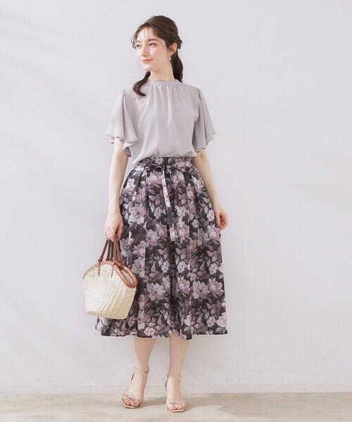 couture brooch(クチュールブローチ)の「【キレイめ・通勤】前後2WAY楊柳フレアー袖ブラウス(シャツ/ブラウス・レディース・ホワイト系3/ライトグレー/ブラック・36/38/40/42)」の16枚目の写真