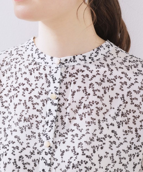 couture brooch(クチュールブローチ)の「【キレイめ・通勤】前後2WAY楊柳フレアー袖ブラウス(シャツ/ブラウス・レディース・ホワイト系3/ライトグレー/ブラック・36/38/40/42)」の5枚目の写真