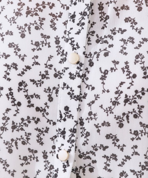 couture brooch(クチュールブローチ)の「【キレイめ・通勤】前後2WAY楊柳フレアー袖ブラウス(シャツ/ブラウス・レディース・ホワイト系3/ライトグレー/ブラック・36/38/40/42)」の7枚目の写真