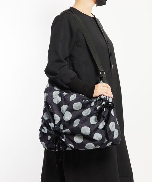 gomme（ゴム）の「ホールギャザーバッグ（ショルダーバッグ・レディース・インディゴブルー・FREE）」の7枚目の写真