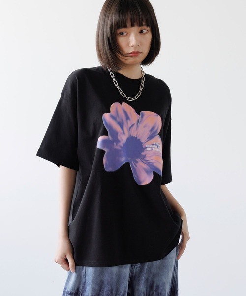 PBLIM(ページボーイリム)の「《UNISEX》サーモフラワーTシャツ(Tシャツ/カットソー・レディース・ブラック/オフホワイト・MEDIUM/LARGE)」の21枚目の写真