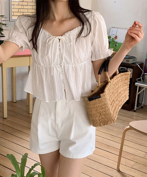 Girly Doll(ガーリードール)の「パフスリーブリボンブラウス(Tシャツ/カットソー・レディース・ブラック/ホワイト/ベージュ・FREE)」の4枚目の写真