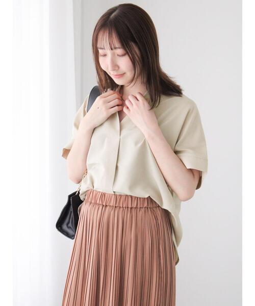 Te chichi TERRASSE（テチチテラス）の「【セットアップ可】麻調スキッパーブラウス（シャツ/ブラウス・レディース・ベージュ/チャコールグレー/ブラック・F）」の3枚目の写真