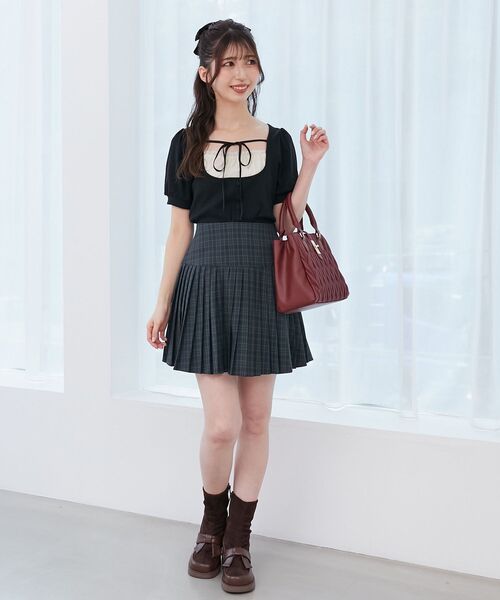 MAJESTIC LEGON（マジェスティックレゴン）の「ギャザードッキングカットトップス（Tシャツ/カットソー・レディース・ブラウン/グレー/アイボリー/ブラック・MEDIUM）」の6枚目の写真