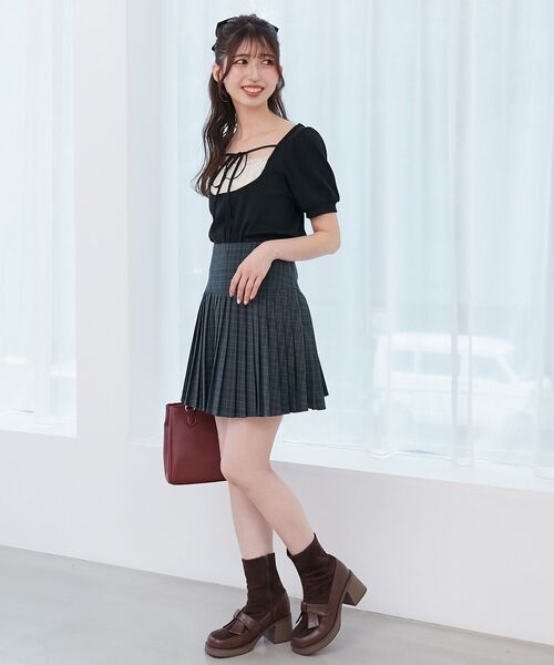 MAJESTIC LEGON（マジェスティックレゴン）の「ギャザードッキングカットトップス（Tシャツ/カットソー・レディース・ブラウン/グレー/アイボリー/ブラック・MEDIUM）」の7枚目の写真