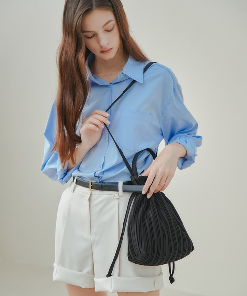 BLUEORB(ブルーオーブ)の「Two way Ribbon Tote Bag リボントートバッグ プリーツバッグ(ハンドバッグ・レディース・ライトグレー/ブラック/ダークブルー・ONESIZE)」の15枚目の写真