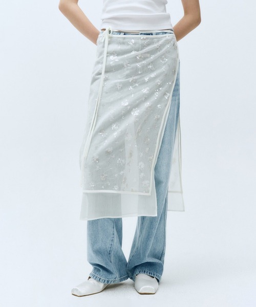 MARITHE + FRANCOIS GIRBAUD(マリテフランソワジルボー)の「W LAYERED SKIRT(スカート・レディース・アイボリー/ブラック・フリー)」の1枚目の写真